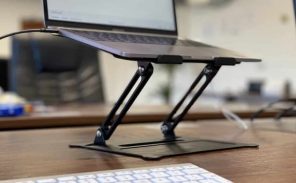 adjustable laptop stand