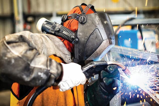 Keeping Welders Safe with the Latest PAPR System Technology