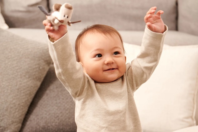 First-time Parents’ Guide: Newborn Baby Clothing Essentials | Ways To
