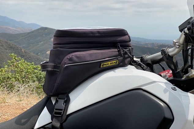 Motorcycle tank bag