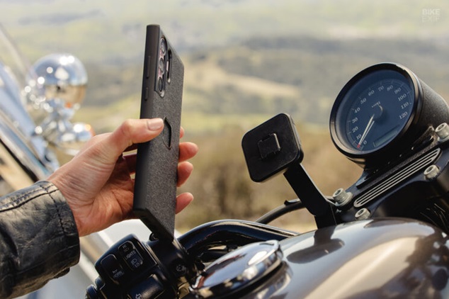 Motorcycle phone mount