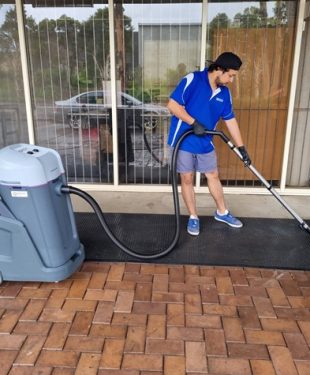 carpet extractor