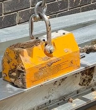magnet lifter